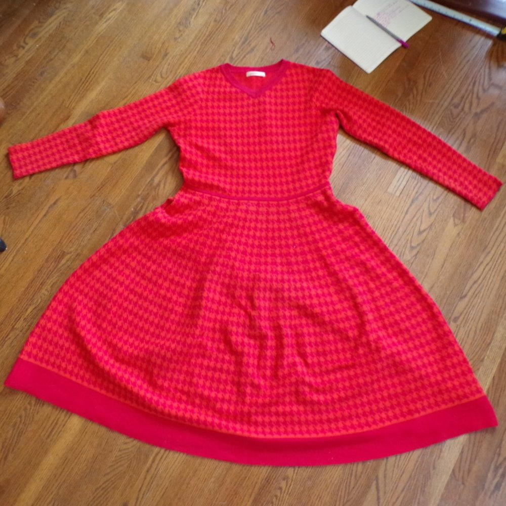 Zapelle (eShakti) pumpkin & magenta houndstooth sweater dress